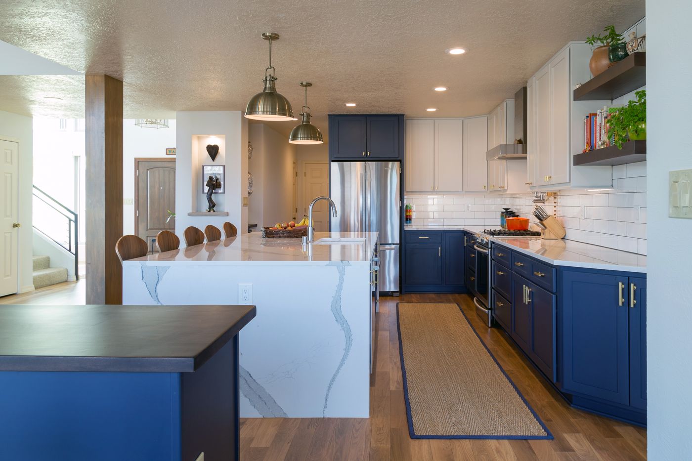 Two-Tone Kitchen