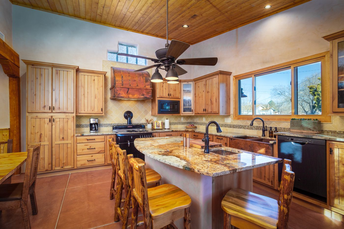 Rustic Knotty-Pine Kitchen